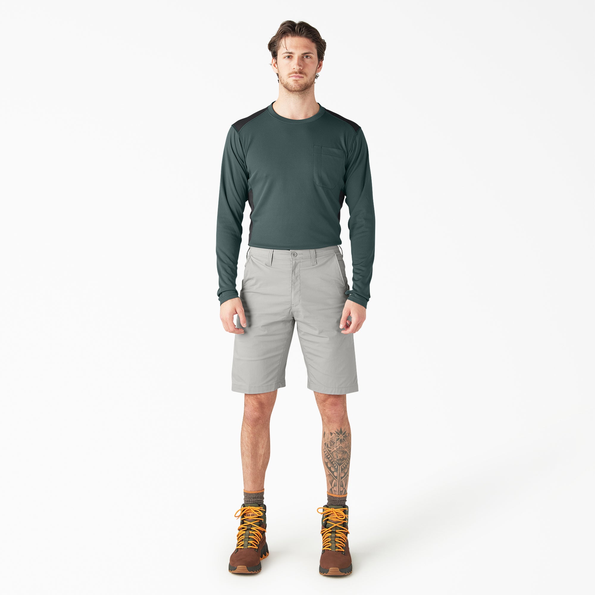 FLEX Cooling Regular Fit Utility Shorts. 11 - Image 4